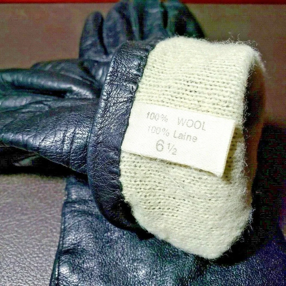 Women's Black‎ Leather Gloves Size 6-1/2 100% Wool liner 100% Laine leather